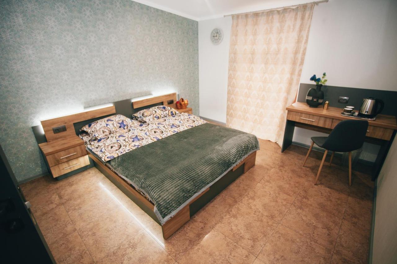 ויניצה 4Rooms מראה חיצוני תמונה